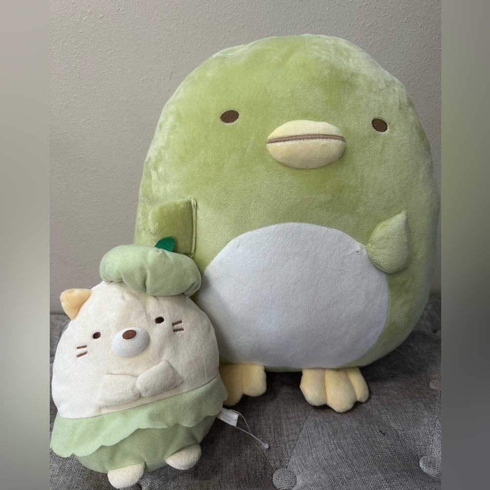 SUMIKKO GURASH GREEN PENGUIN PLUSH Green and White Plush Toy Set